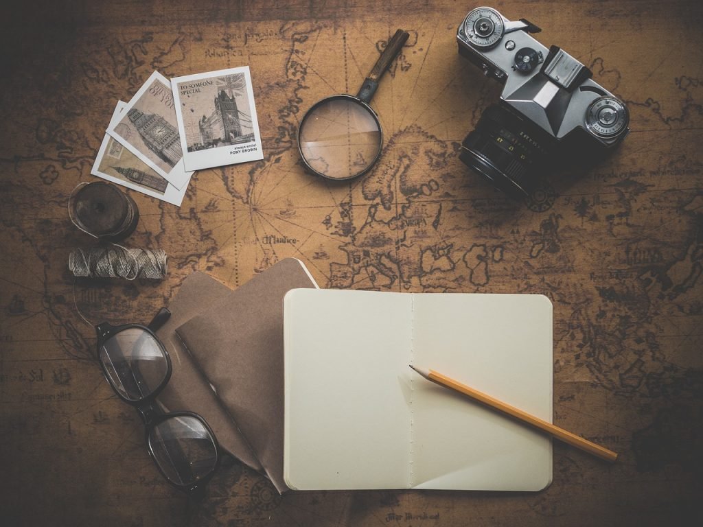 3 Best APIs for Travel Bloggers